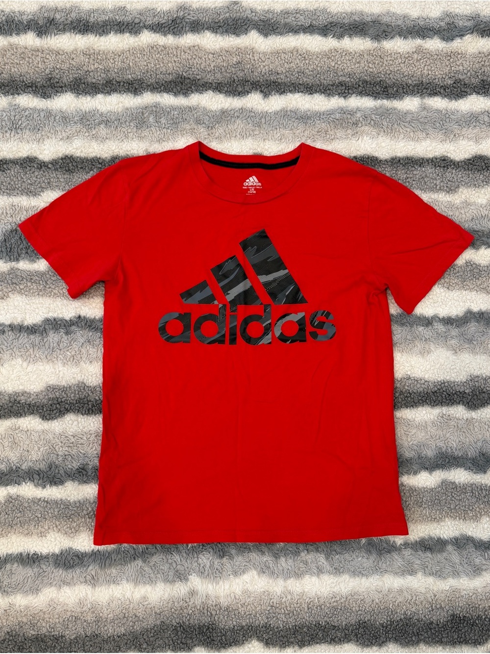 Adidas Red Camo Logo T-Shirt Youth L (14/16)